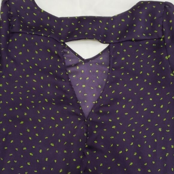 BCBG high low purple blouse with open back - Picture 4 of 4